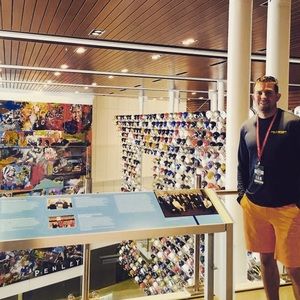 Meet your Posher, Robert